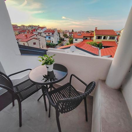 Black & White Apartment Rovinj Bagian luar foto
