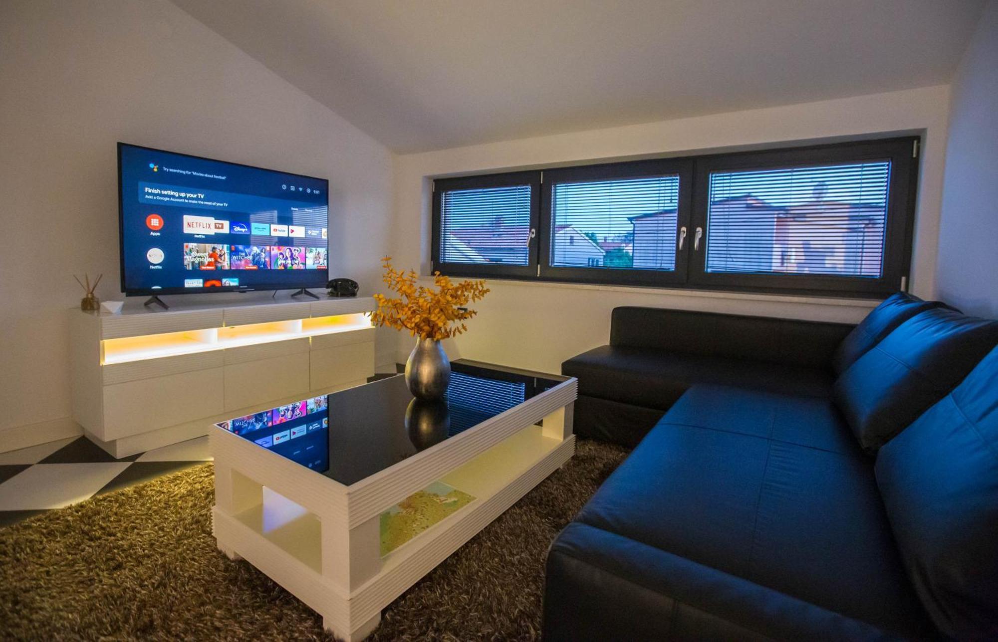 Black & White Apartment Rovinj Bagian luar foto