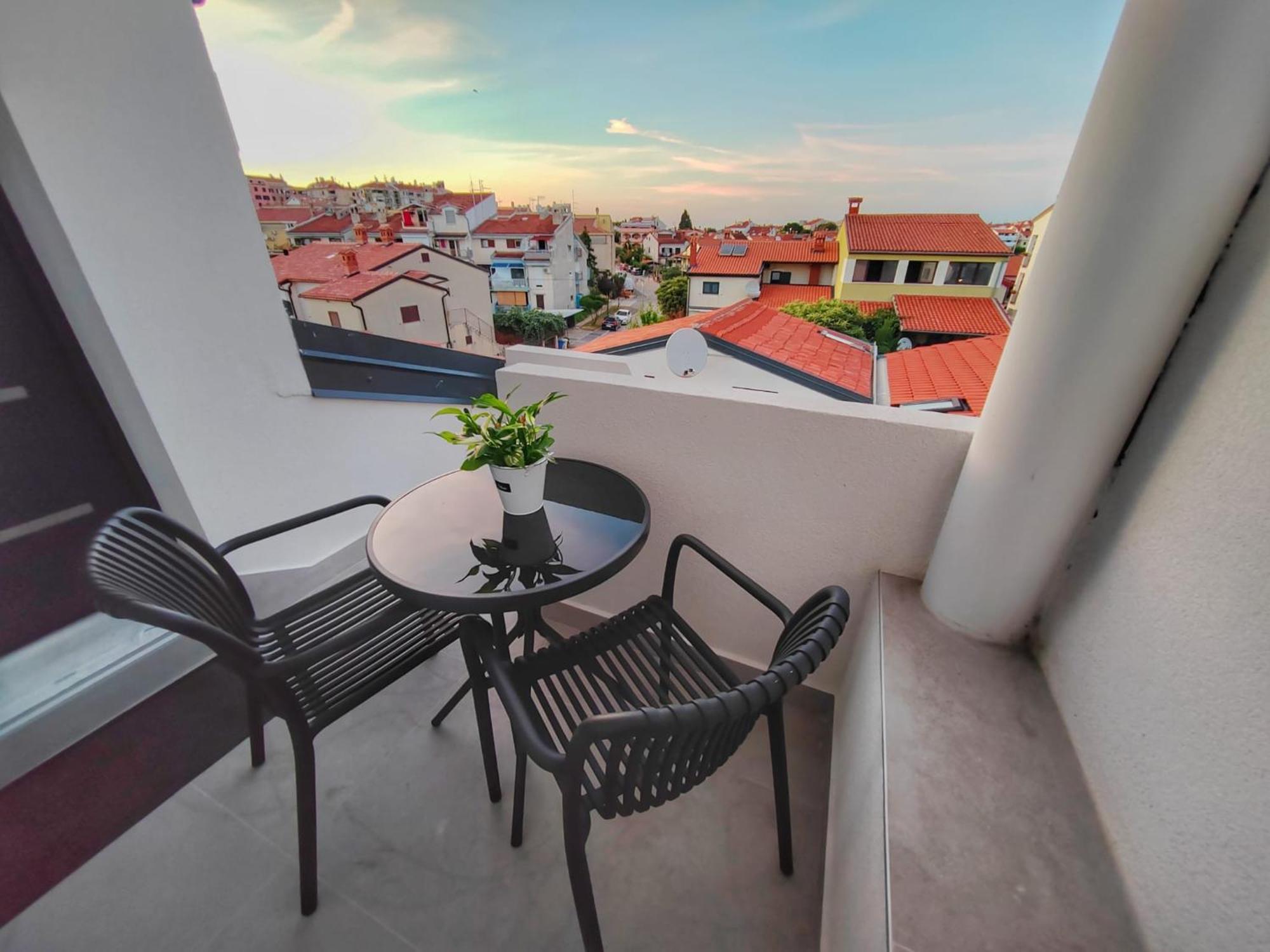Black & White Apartment Rovinj Bagian luar foto
